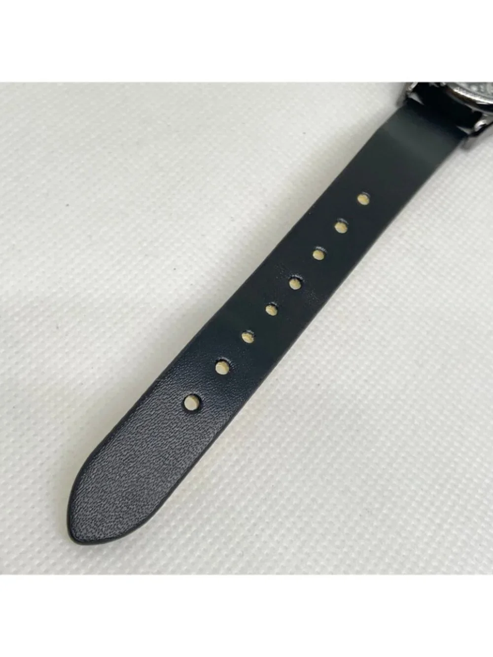 FMD women’s quartz watch black tone 33mm floral dial black leather running